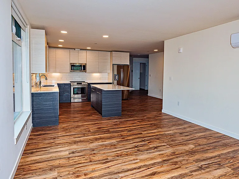9040 NE Juanita Dr #303 — Photo 3