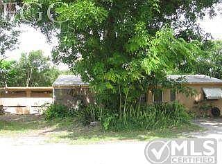 1st image of 392 New York Dr