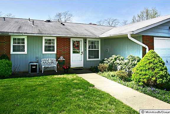 4th image of 294 Malvern Court #D