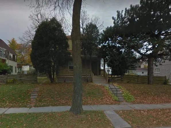 5327 N 34th St, Milwaukee, WI 53209