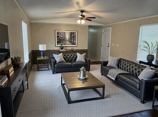 112 E Semands St, Conroe, TX 77301