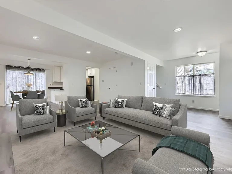 5205 Dudley St — Photo 4