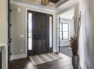 8520 Hillpointe Ln, Victoria, MN 55386