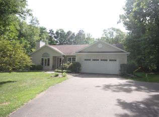 60239 Springhaven Ct, Lawton, MI 49065