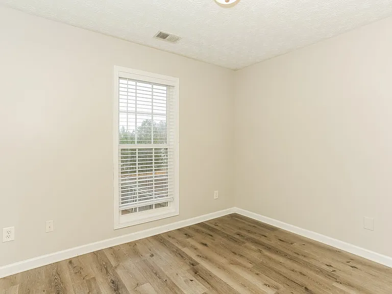 3830 Riverside Pkwy — Photo 12