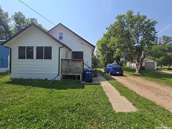 2nd image of 910 Pacific STREET