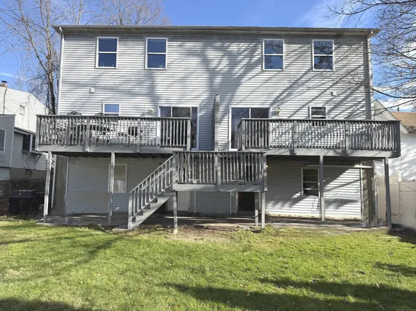 29 Nash Pl, Norwalk, CT 06854
