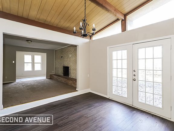 3rd image of 5824 Fursman Ave