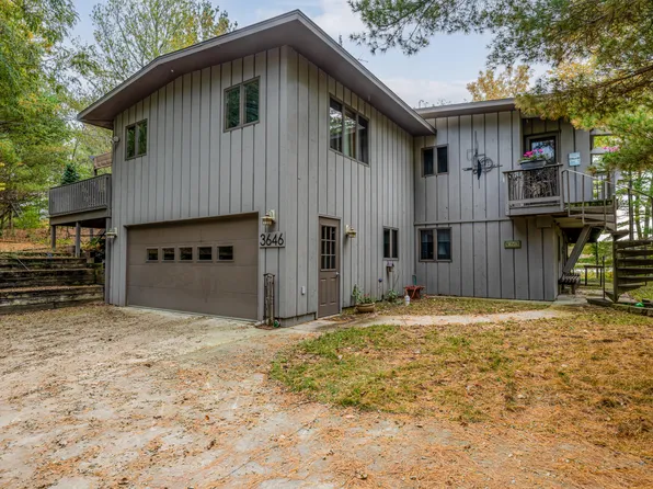3646 N Lake Path, Stevensville, MI 49127