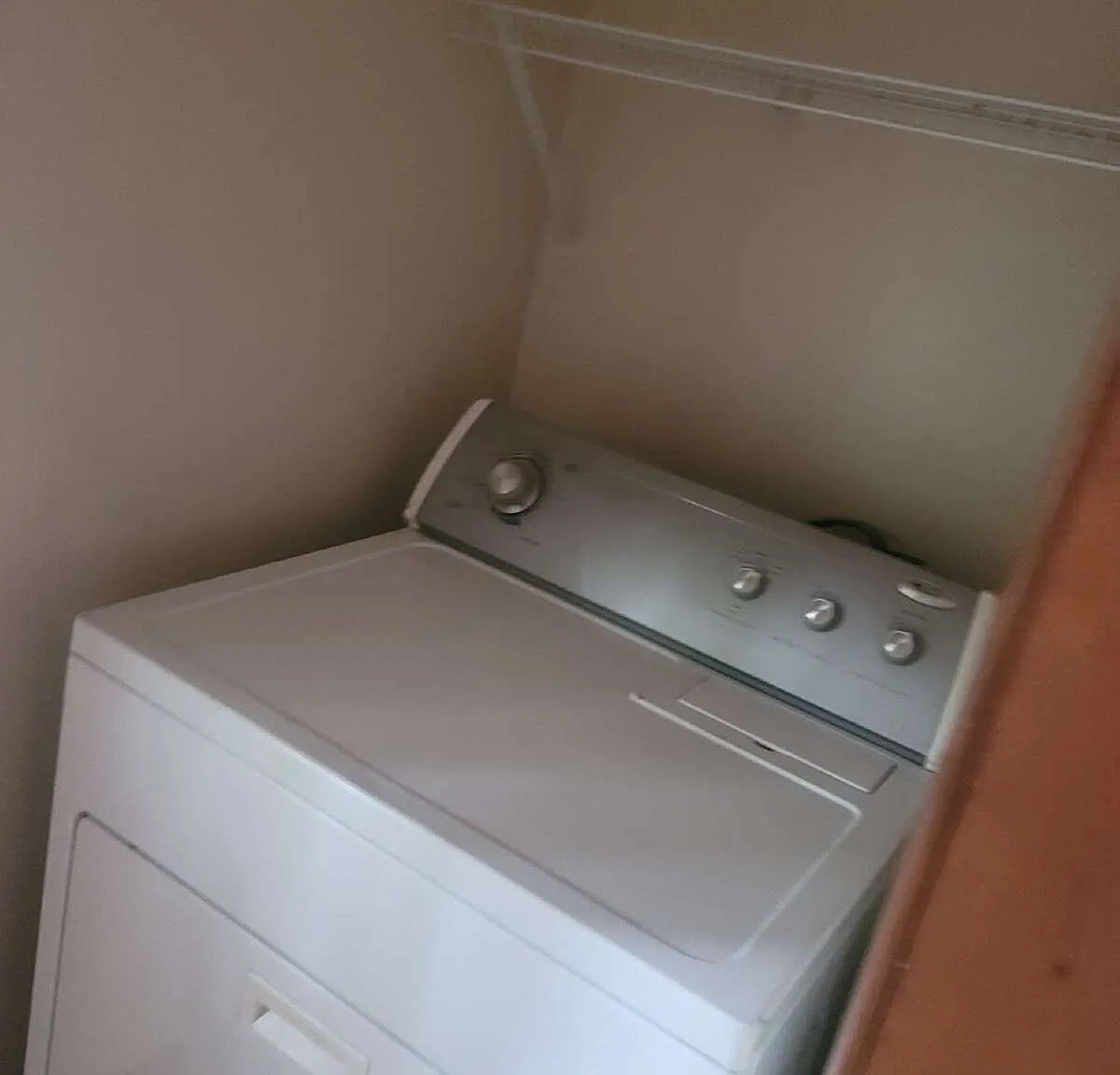2 bed, 1.0 bath, 820 sqft, $700 — Photo 1