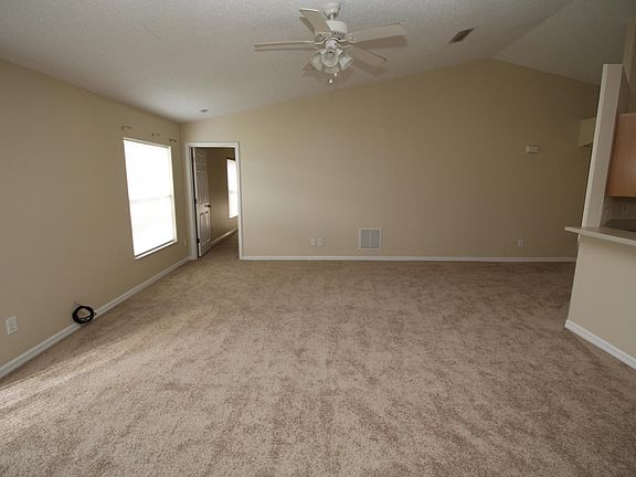 5th image of 838 Bayharbor Ave SE