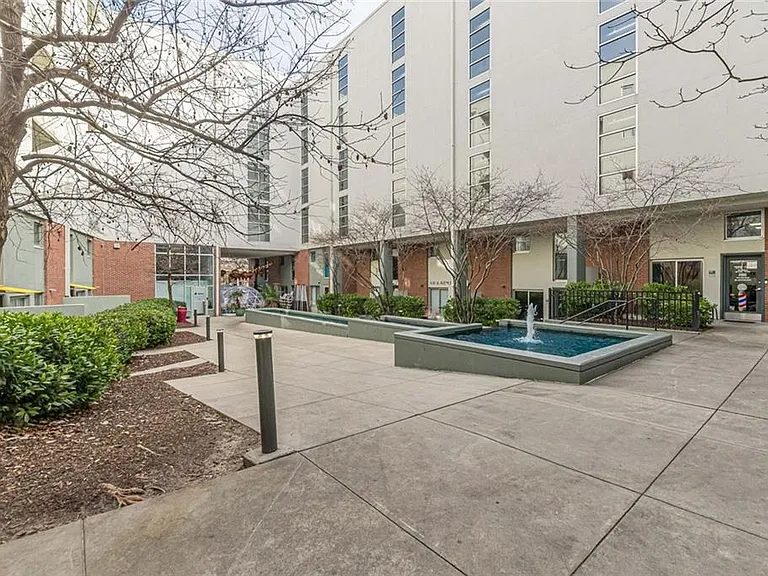 620 Glen Iris Dr NE #501 — Photo 22