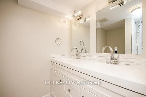 2430 Iris St #B — Photo 15