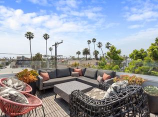 483 Carroll Canal Ct, Venice, CA 90291