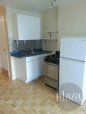 Sold by Plaza Real Estate Group | media 8