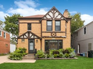 6725 N Keating Ave, Lincolnwood, IL