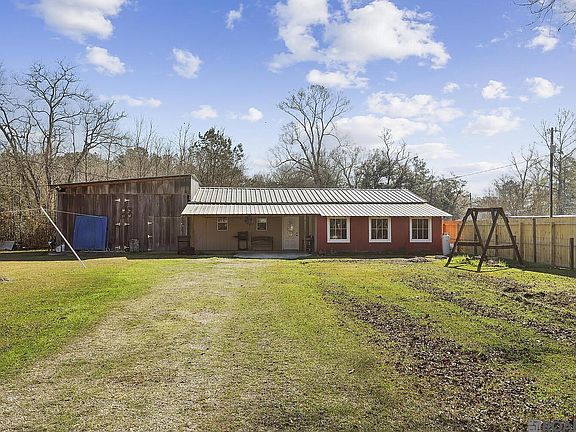 3rd image of 20224 Riverside Rd