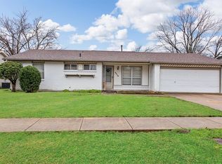 2418 Gilbert Cir, Arlington, TX 76010