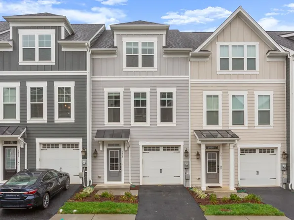 3427 Monterey Dr #32E, Rockingham, VA 22801