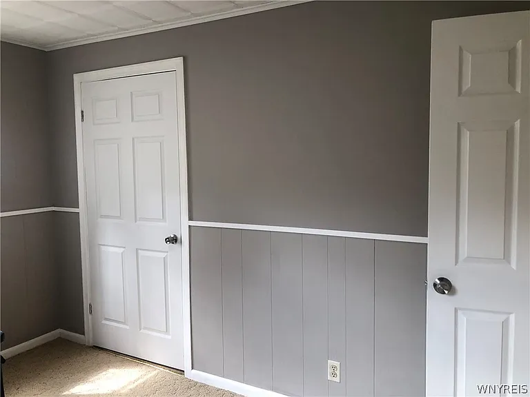 200 Koenig Rd — Photo 19