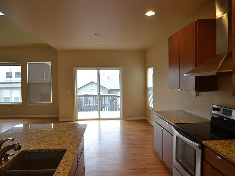 5079 Farris Creek Ct — Photo 10