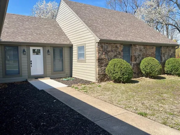 112 Crestview Dr, Parsons, KS 67357