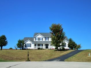 2702 Sycamore Run Ct, La Grange, KY 40031