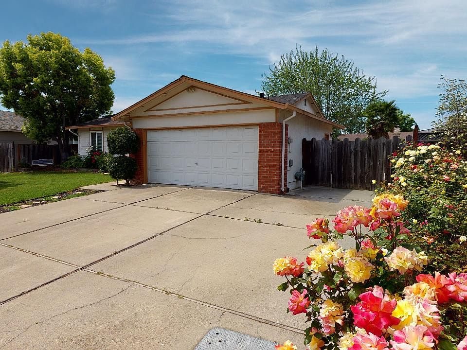 1st image of 16735 Feliz Ct