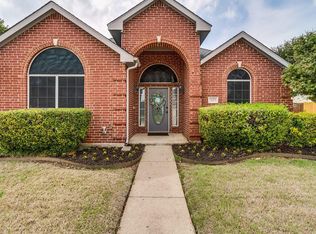1129 Pheasant Dr, Midlothian, TX 76065