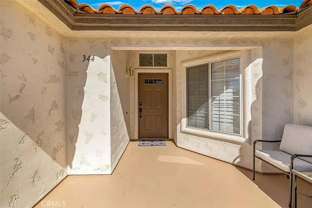 3 bed, 2.5 bath, 1814 sqft, $3,250 — Photo 3