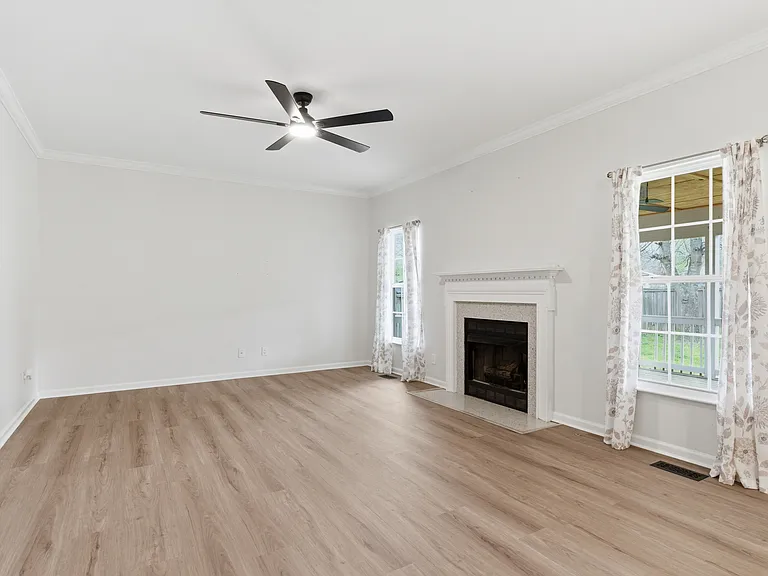 8020 Boone Trce — Photo 5