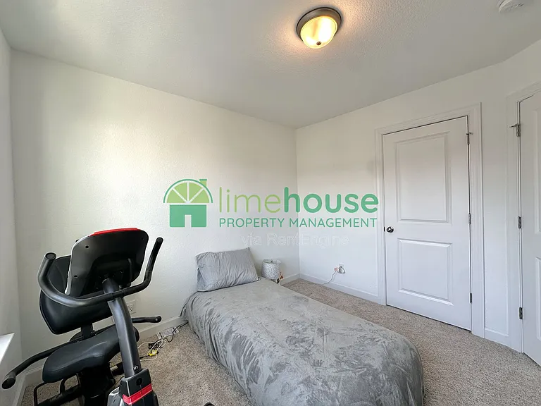 4329 Pinter Ln — Photo 18