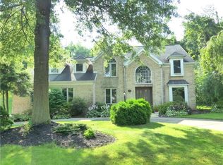 2510 Forest Brook Dr, Pittsburgh, PA