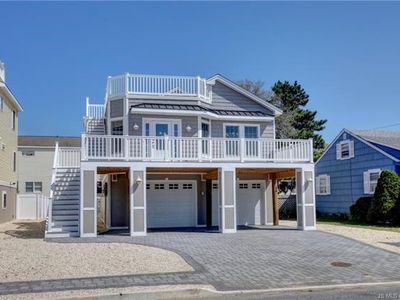 369 W 10th St, Ship Bottom, NJ, 08008
