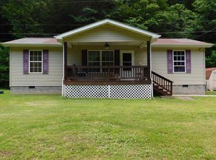 1520 Norris Fork Rd, Louisa, KY 41230