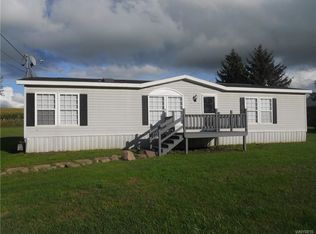 10865 Lake St, Pavilion, NY 14525