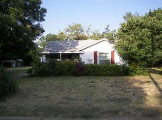 432 Harmon Rd, Hurst, TX 76053