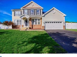 28 Homestead Dr, Pemberton, NJ 08068