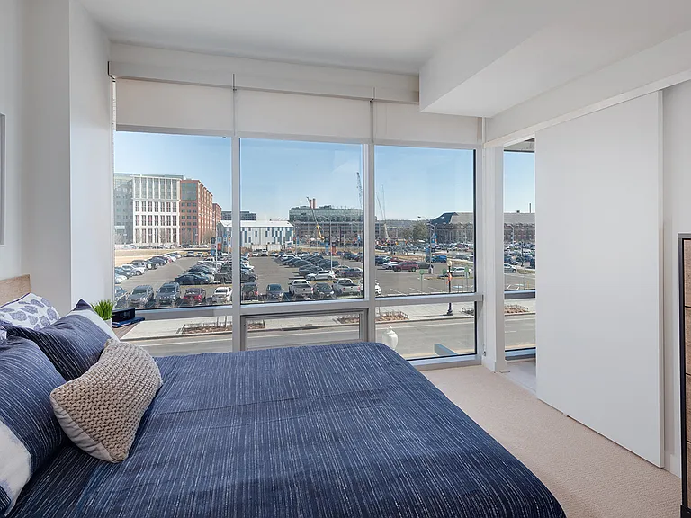 F1RST Residences — Photo 4