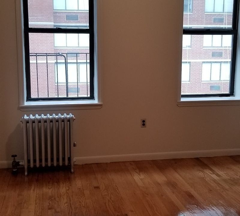 1st image of 235 W 19th St APT 4B