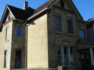 1613 N Jackson St, Milwaukee, WI 53202