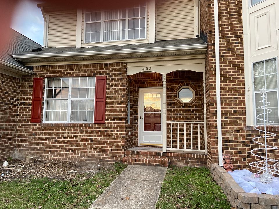1st image of 402 S Lake Cir