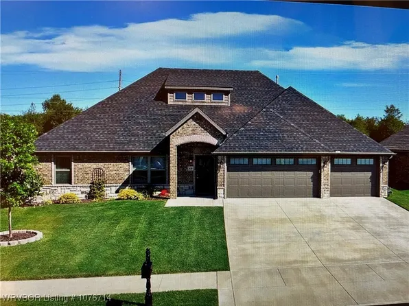 1128 Ruscello Ave, Springdale, AR 72762