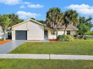 9883 Liberty Ct, Boca Raton, FL 33434