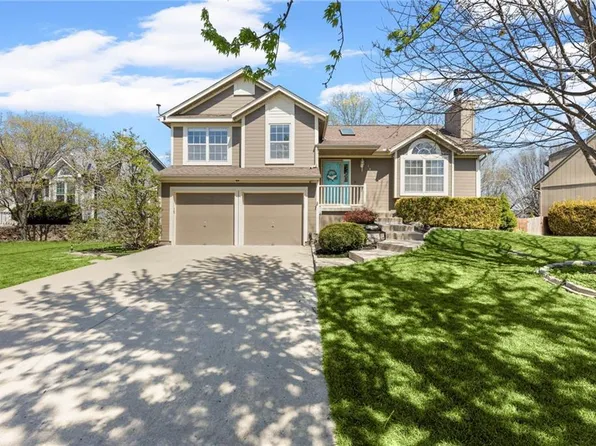18970 W 163rd Ter, Olathe, KS 66062