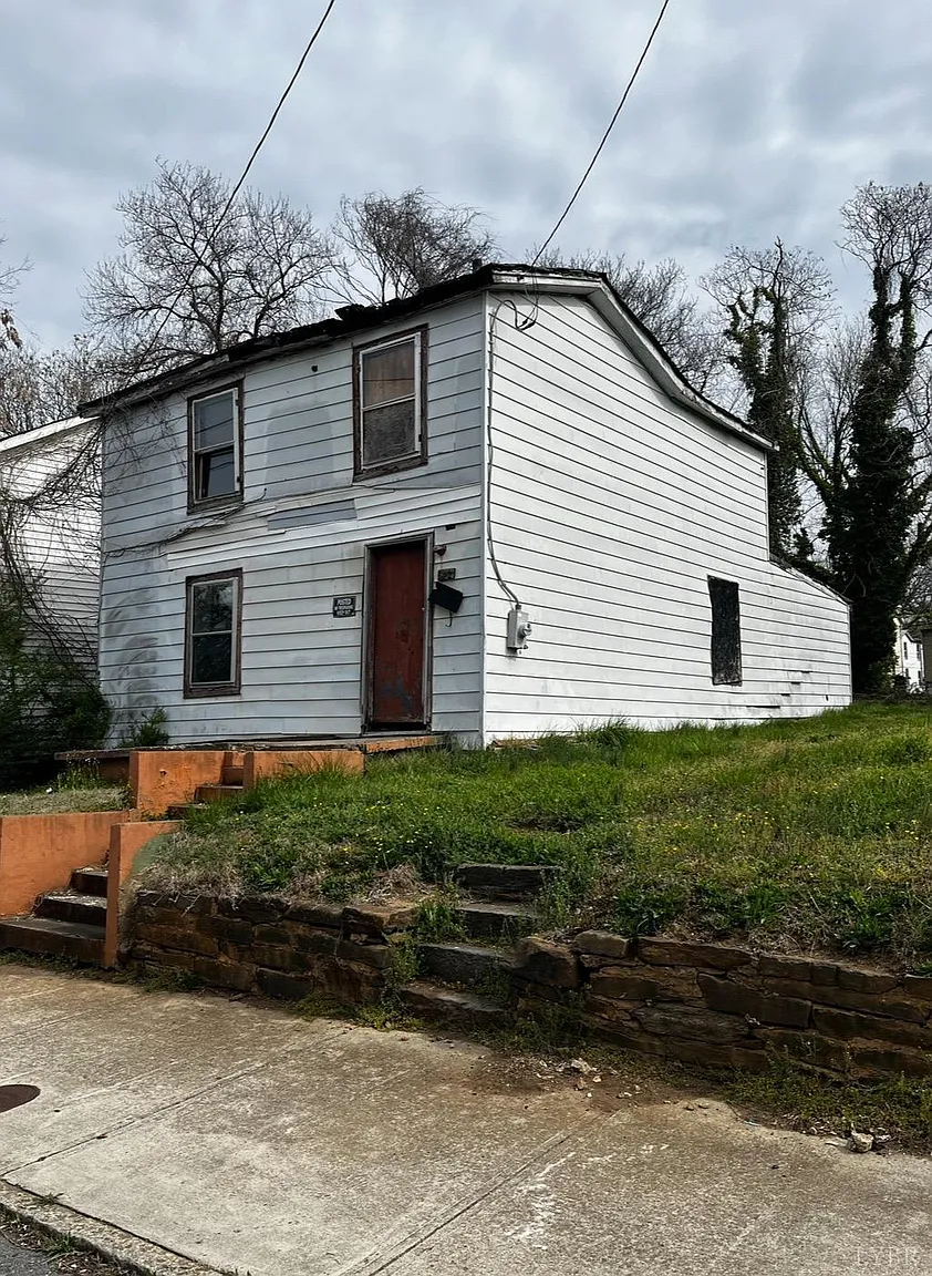 1512 Buchanan St photo 1