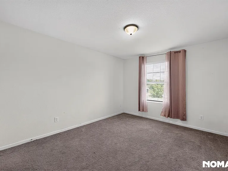 318 Dove Creek Ln — Photo 42