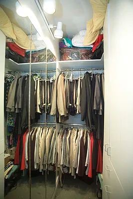 Sold by Stein-Perry | media 7