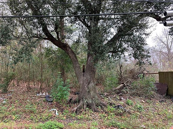 5th image of 0 Maxroy St Lot 10 & 11