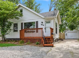 1219 Merle Hay Rd, Des Moines, IA 50311